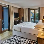 Le Massif & The Leading Of The World 5* Курмайор