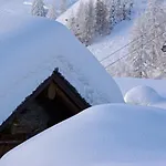 Le Massif & The Leading Of The World Отель