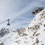 Le Massif & The Leading Of The World 호텔 쿠르마예