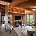 Le Massif & The Leading Of The World Hotel 5*