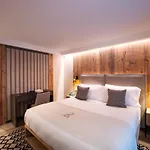 호텔 Le Massif & The Leading Of The World 5*