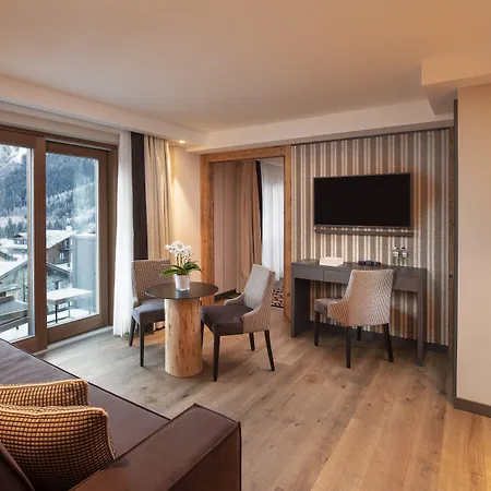 Hotel Le Massif & The Leading Of The World Courmayeur