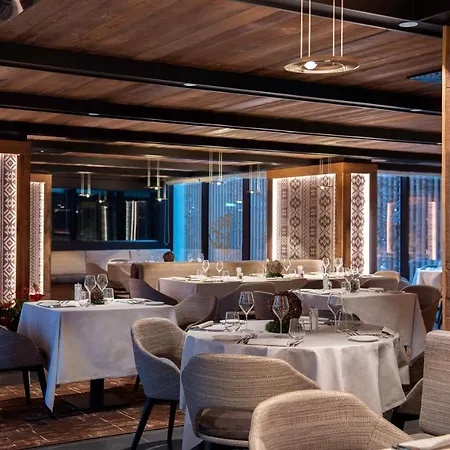 Le Massif & The Leading Of The World