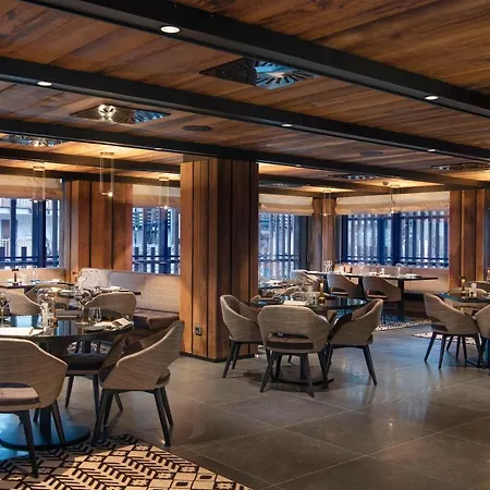 Le Massif & The Leading Of The World Hotel Courmayeur