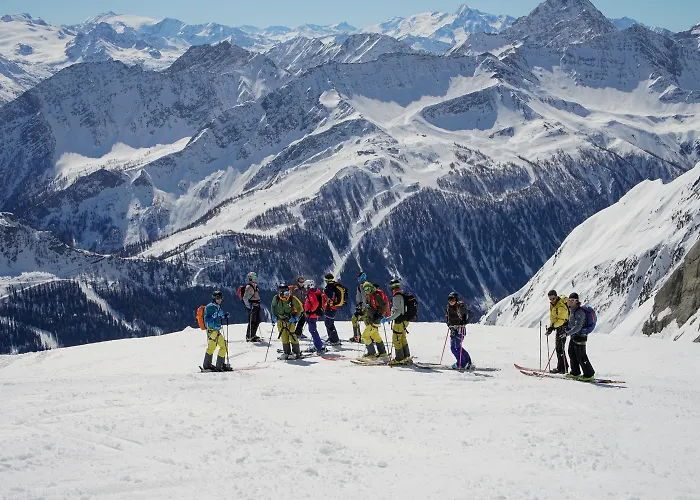 Le Massif & The Leading Of The World 酒店 库马约尔