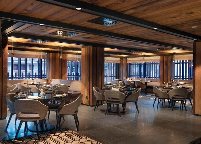 Le Massif & The Leading Of The World 酒店 库马约尔