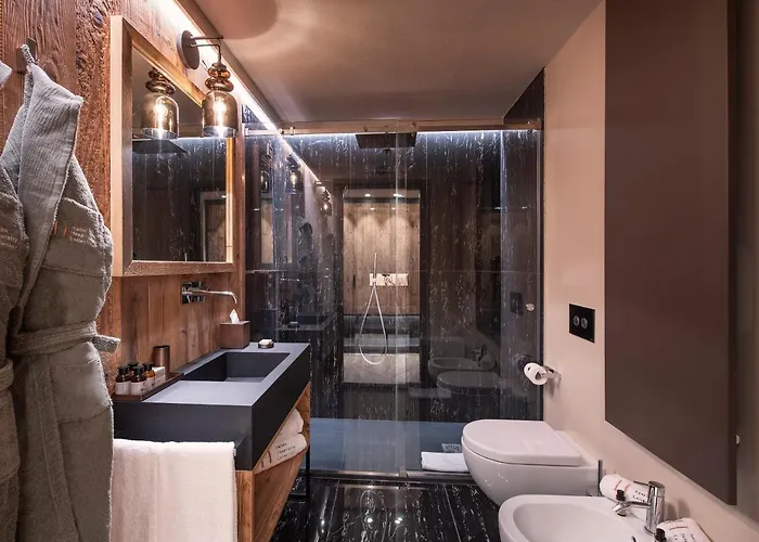 Le Massif & The Leading Of The World