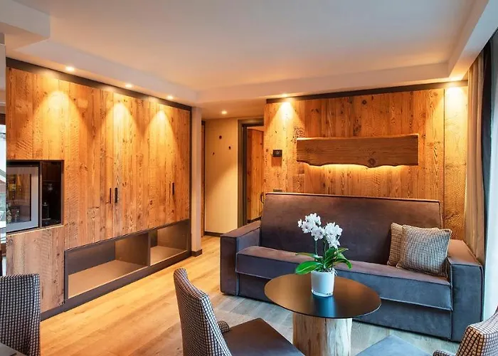 Le Massif & The Leading Of The World 5*